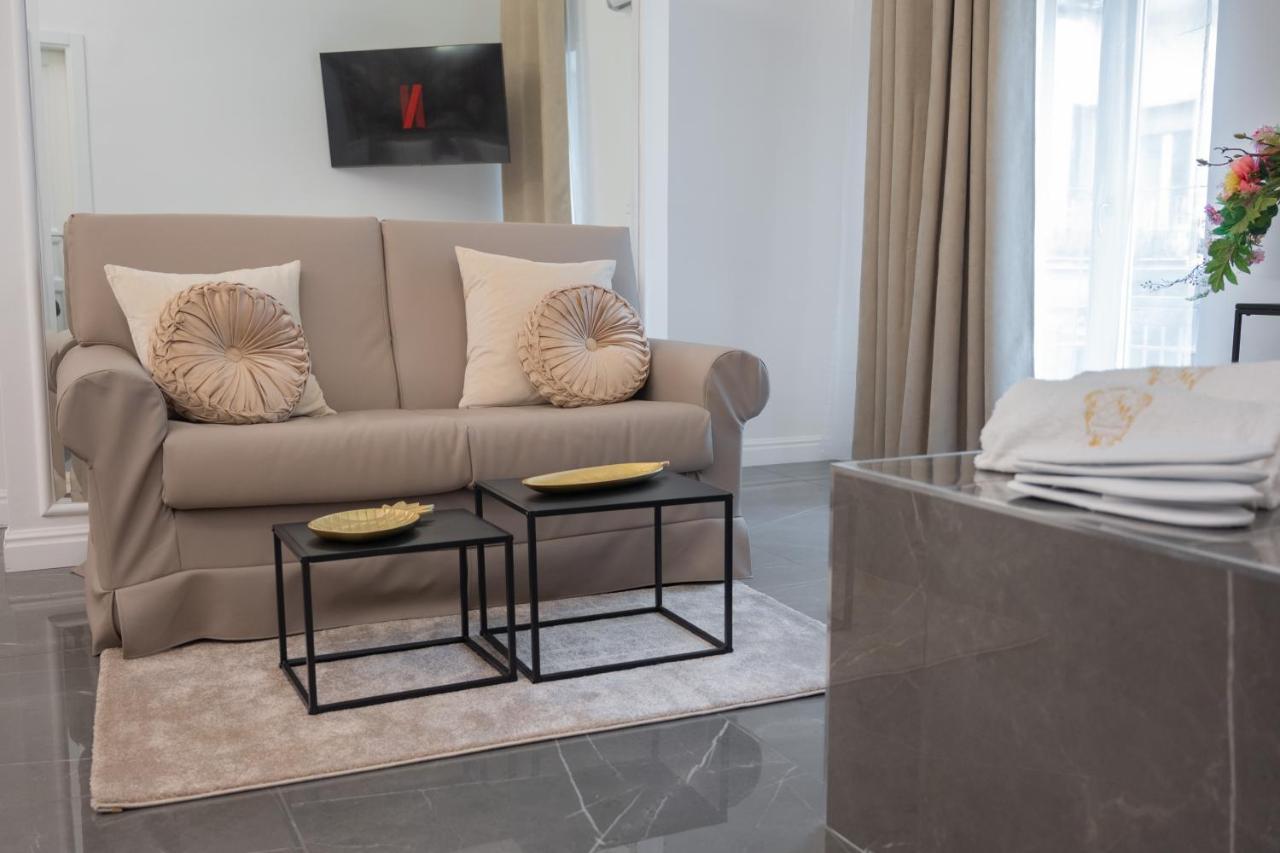 Bed and breakfast Nm Luxury Pompeya